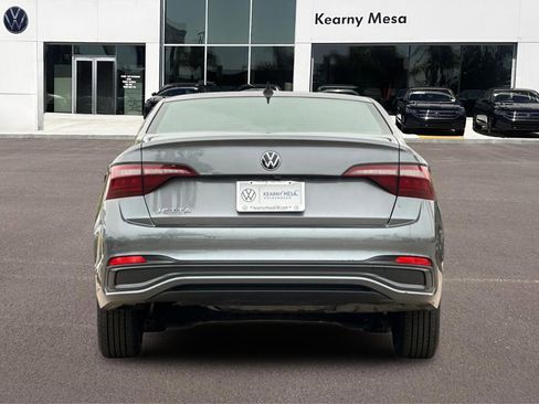 Used 2024 Volkswagen Jetta S FWD image 5