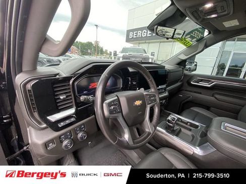 Certified 2022 Chevrolet Silverado 1500 LTZ w/ LTZ Premium Package AWD/4WD image 12