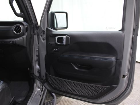 Used 2021 Jeep Wrangler Unlimited Rubicon image 28