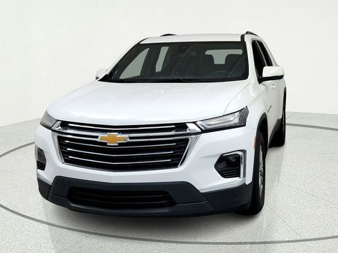 Used 2023 Chevrolet Traverse LT FWD image 8