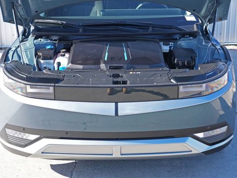 Used 2024 Hyundai Ioniq 5 SEL image 7