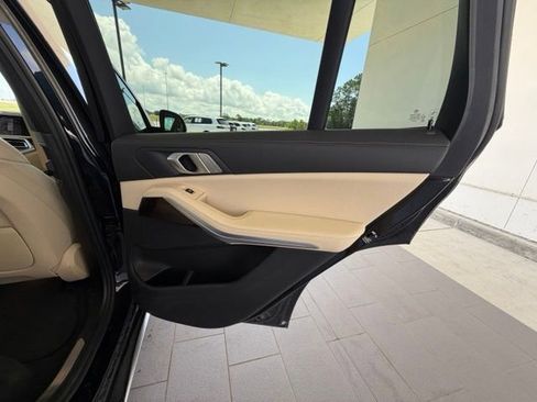 Used 2020 BMW X5 xDrive40i w/ Convenience Package AWD/4WD image 37
