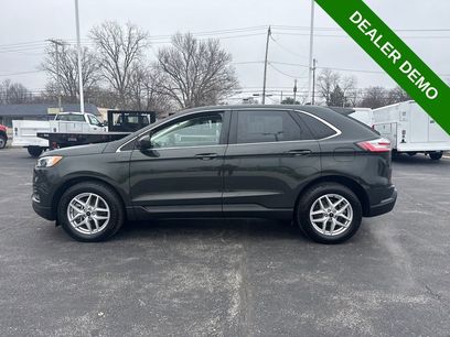 Used 2024 Ford Edge SEL w/ Convenience Package