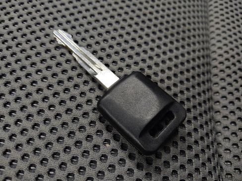 Used 2019 Nissan Frontier SV w/ Value Truck Package image 32