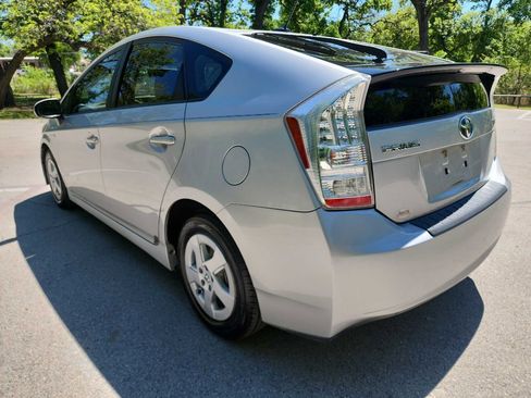 Used 2011 Toyota Prius Three FWD image 5