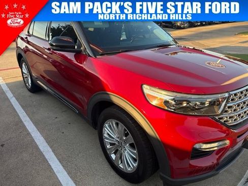 Used 2021 Ford Explorer Limited w/ Equipment Group 301A RWD image 2