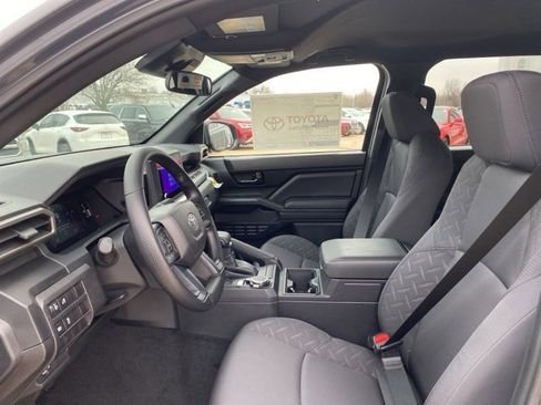 Used 2025 Toyota Tacoma SR image 15