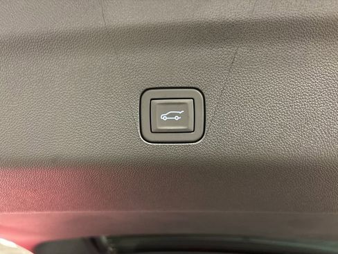 New 2025 Cadillac Escalade Luxury image 22