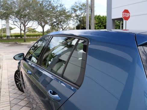 Used 2015 Volkswagen Golf TDI SE image 32