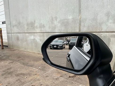 Used 2023 Toyota Camry LE image 18