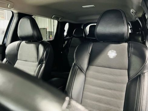 Used 2024 Mitsubishi Outlander SE image 3