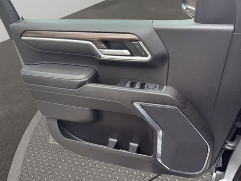 Used 2023 Chevrolet Silverado 1500 LT image 26