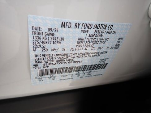 New 2026 Lincoln Aviator Reserve w/ Jet Appearance Package image 23