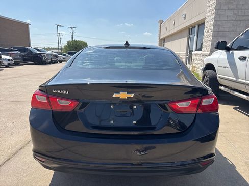 Used 2019 Chevrolet Malibu LS image 5