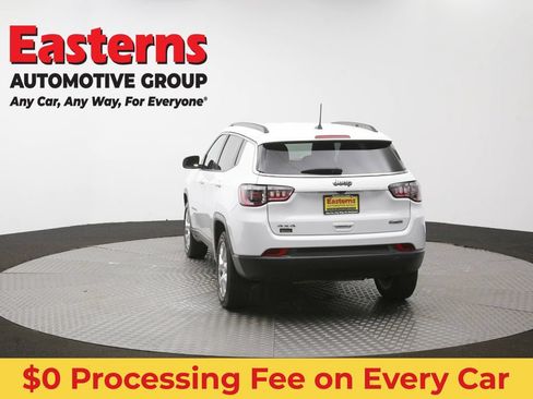 Used 2022 Jeep Compass Latitude AWD/4WD image 64