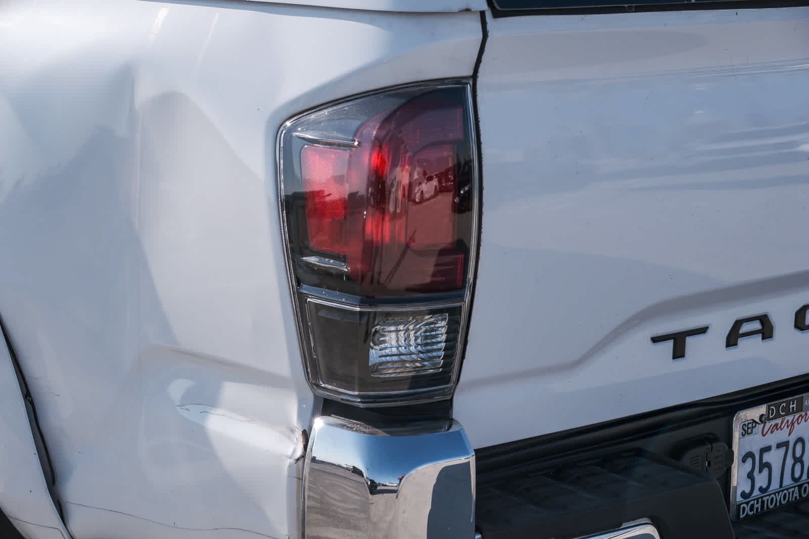 Used 2019 Toyota Tacoma SR5 RWD image 7
