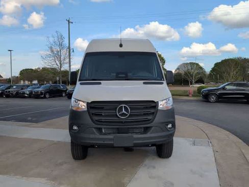 New 2026 Mercedes-Benz Sprinter 2500 image 9