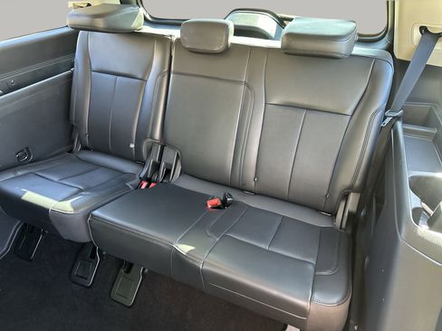 Certified 2023 Ford Expedition XLT image 51