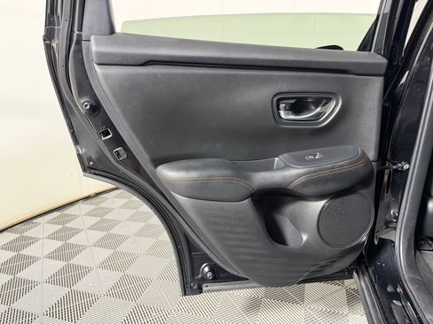 Certified 2025 Honda HR-V Sport image 24