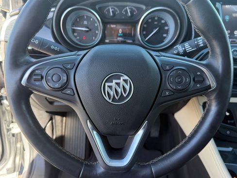 Used 2018 Buick Envision Essence image 13