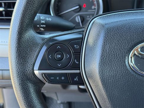 Used 2023 Toyota Camry LE image 9