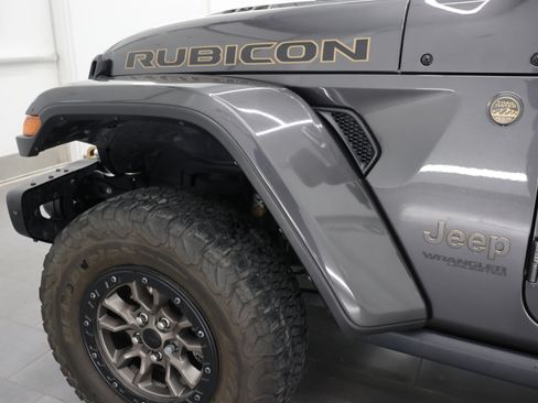 Used 2021 Jeep Wrangler Unlimited Rubicon w/ Trailer Tow Package AWD/4WD image 32
