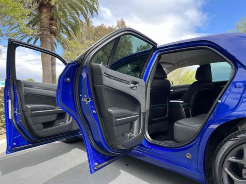 Used 2019 Chrysler 300 Touring w/ Sport Appearance Package RWD image 57