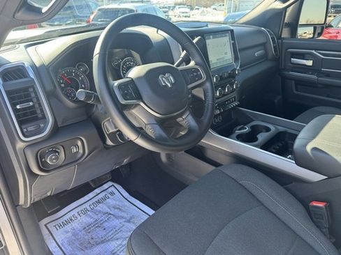 Used 2024 RAM 2500 Big Horn w/ Sport Appearance Package image 13