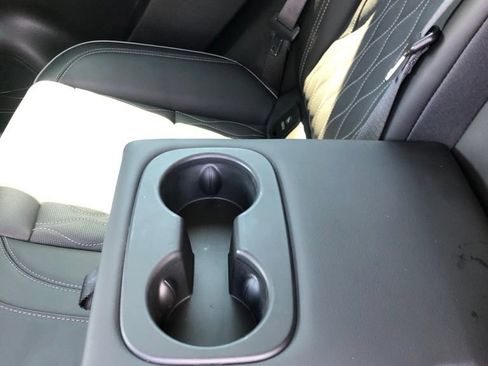 Used 2023 Buick Envision Avenir FWD image 21
