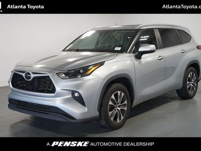 Used 2023 Toyota Highlander XLE