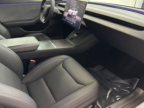 Used 2026 Tesla Model 3 RWD image 29