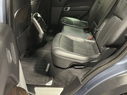 Used 2019 Land Rover Range Rover Sport HSE Dynamic image 11