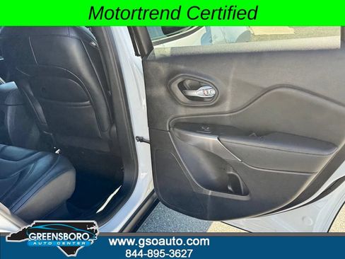 Used 2022 Jeep Cherokee Latitude Lux AWD/4WD image 24