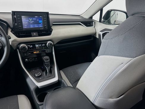 Used 2021 Toyota RAV4 XLE w/ Convenience Package AWD/4WD image 22