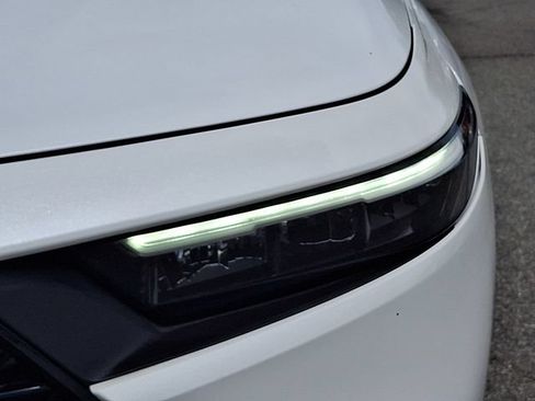 Used 2023 Honda Accord Sport image 8