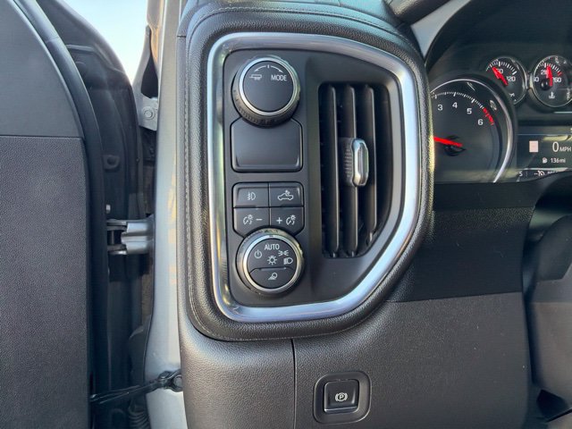 Used 2020 Chevrolet Silverado 1500 LTZ w/ LTZ Texas Edition RWD image 16