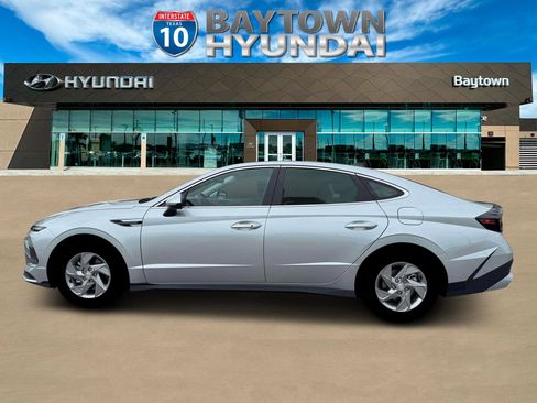 New 2026 Hyundai Sonata SE image 3