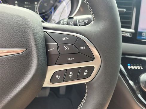 New 2026 Chrysler Voyager LX image 28