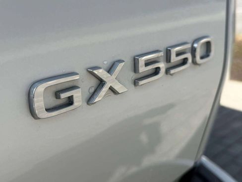 Used 2024 Lexus GX 550 w/ Cold Area Package AWD/4WD image 21