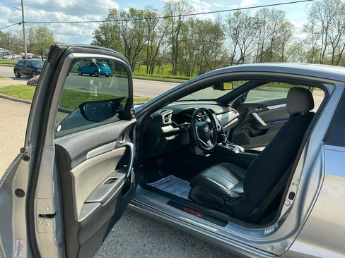 Used 2016 Honda Civic EX-L image 9