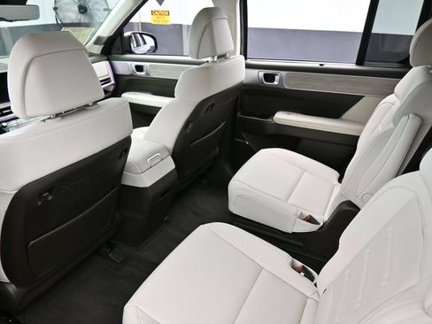 Used 2024 Hyundai Santa Fe Calligraphy FWD image 42