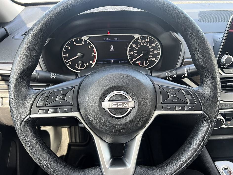 Certified 2024 Nissan Altima 2.5 SV FWD image 22