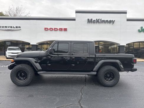 New 2025 Jeep Gladiator Sport image 6