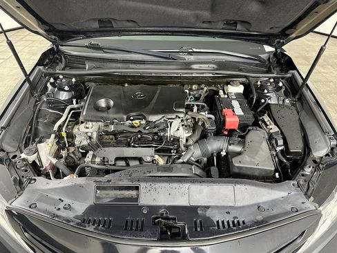 Used 2020 Toyota Camry SE image 31