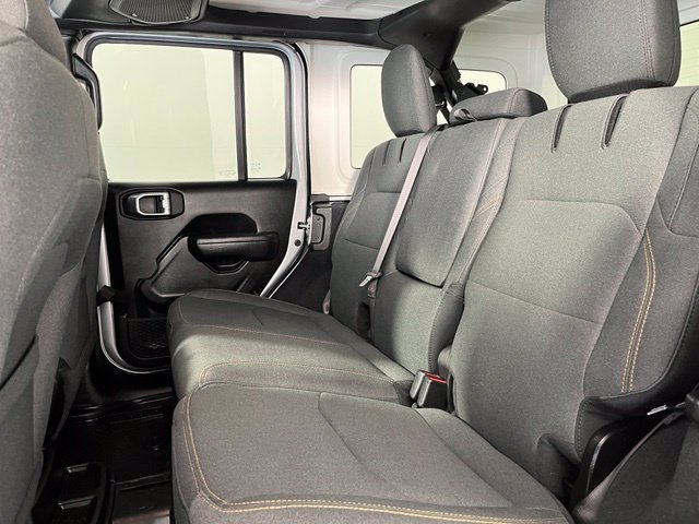 Used 2024 Jeep Wrangler Unlimited AWD/4WD image 39