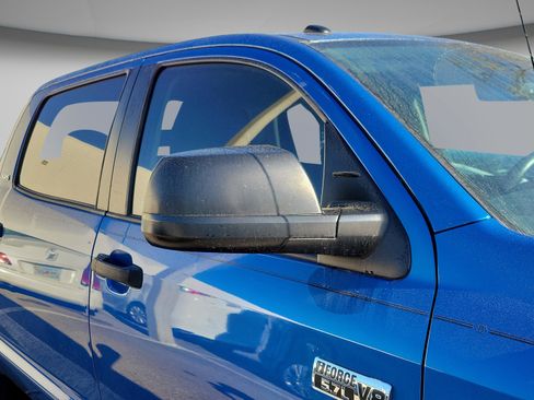 Used 2018 Toyota Tundra SR5 image 25