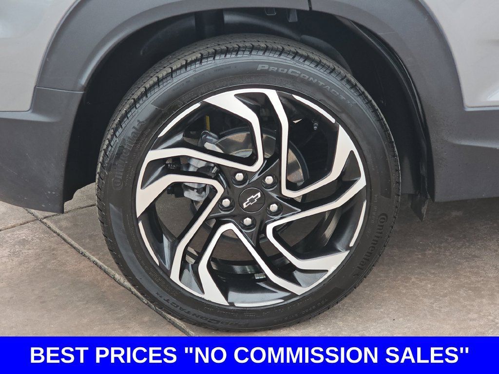 Used 2024 Chevrolet TrailBlazer RS w/ Convenience Package AWD/4WD image 38