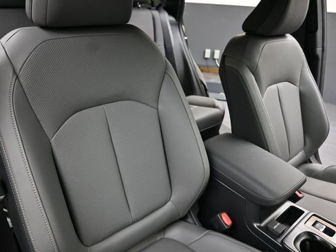 New 2026 Subaru Outback Limited AWD/4WD image 14