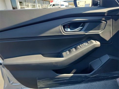 New 2025 Honda Accord SE image 18