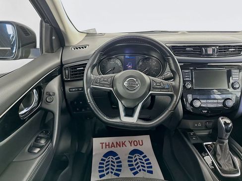 Certified 2022 Nissan Rogue Sport SV w/ Technology Package AWD/4WD image 28